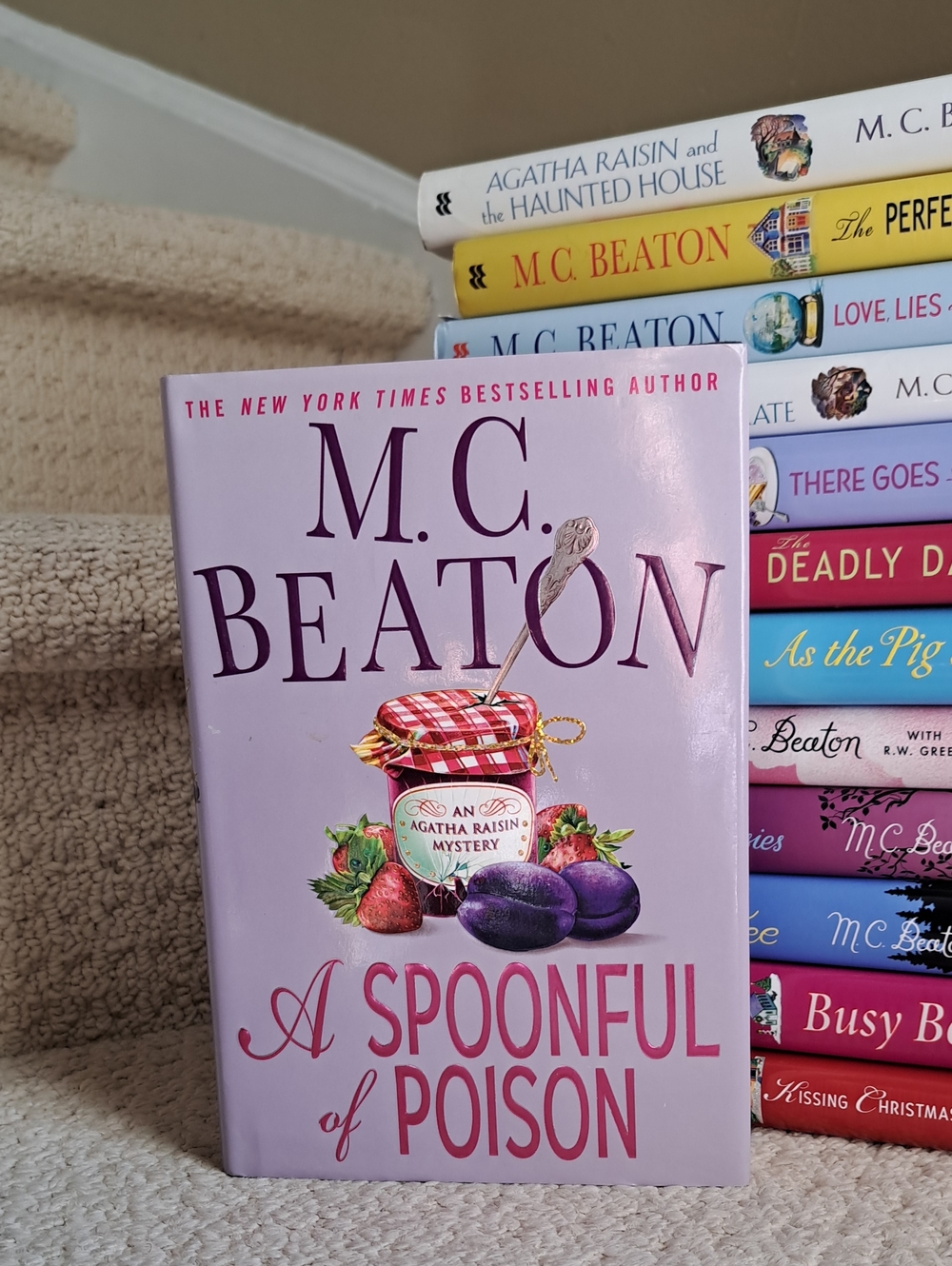 A Spoonful of Poison An Agatha Raisin Cosy Mystery Novel By M.C. BEATON